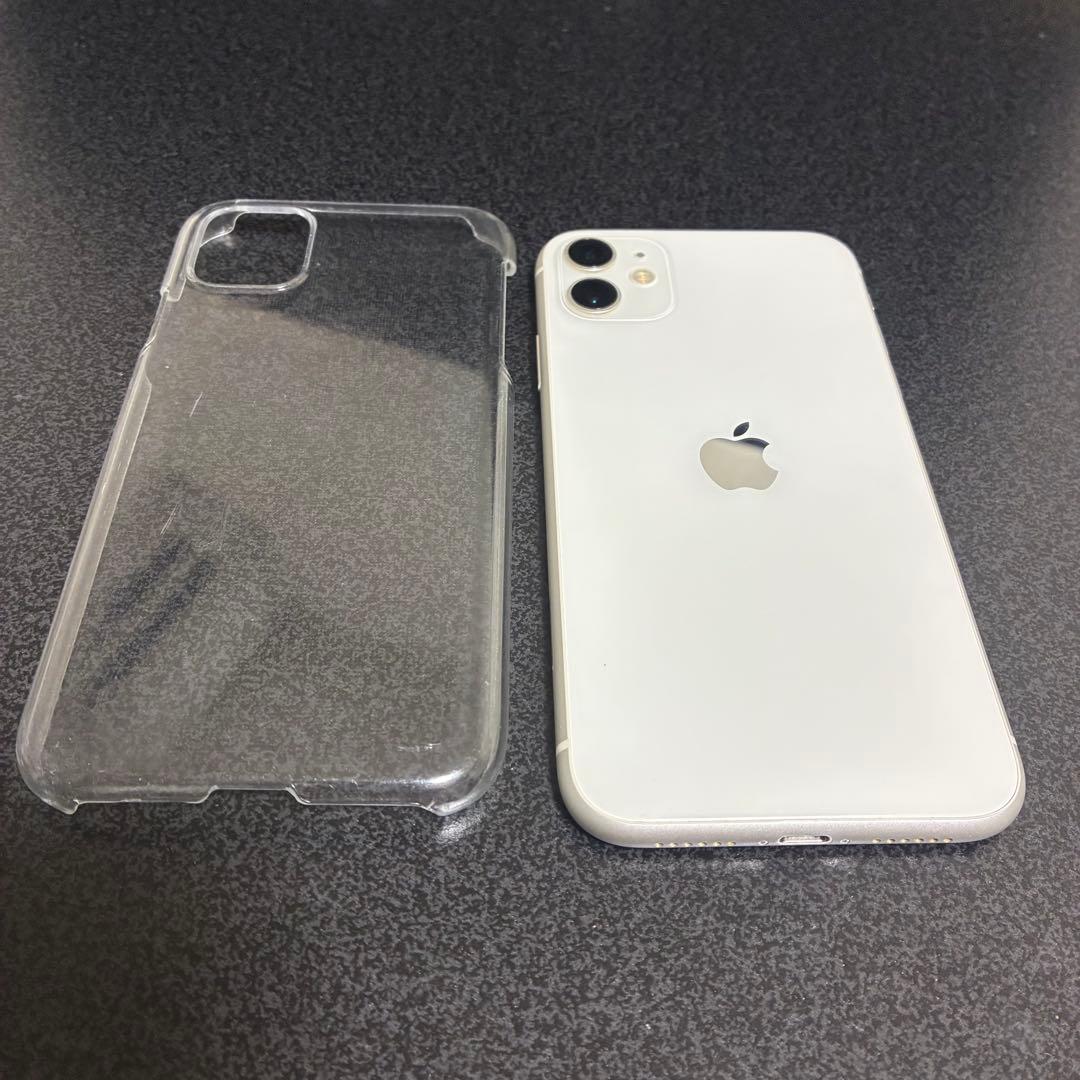 Apple iPhone 11 ホワイト クリアケース付き
