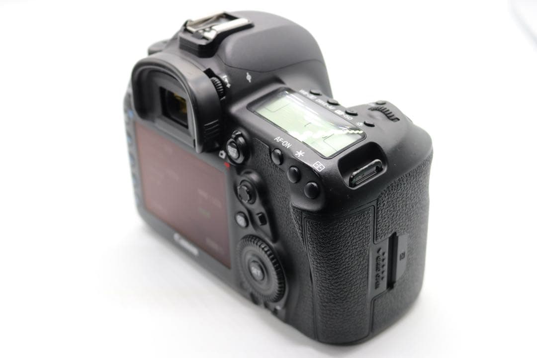 美品 【Canon EOS 5D Mark Ⅳ トリプルレンズセット】 安心保証