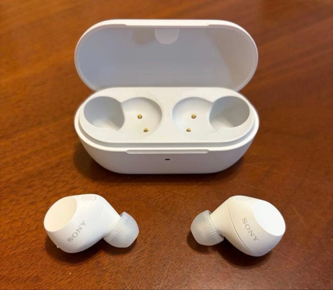 ソニーBluetoothワイヤレスイヤホン　WF-C710N ホワイト美品