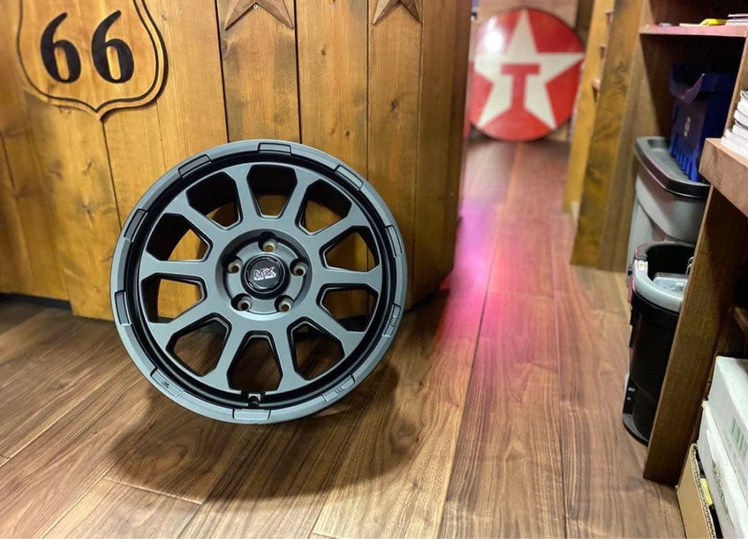 ◇送料込み◇ 225/70R16 中古スタッドレス新品ホイール4本