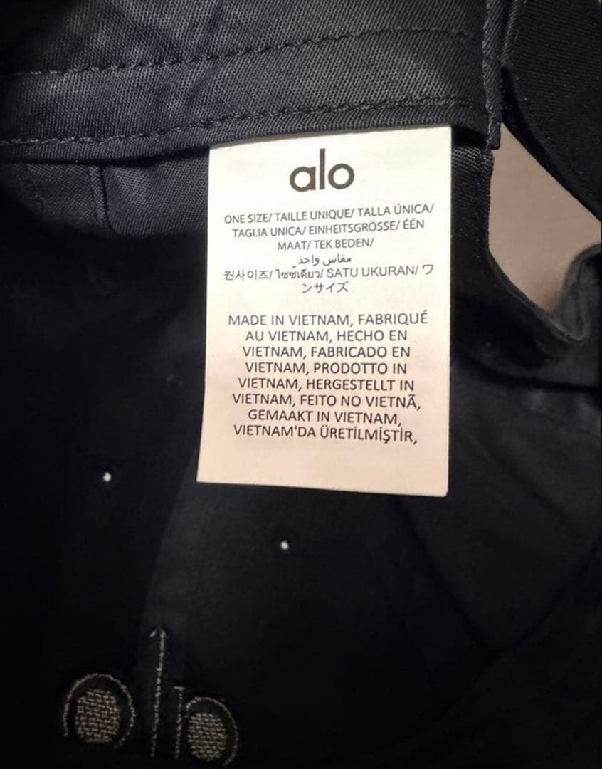 【新品未着用】alo Off-Duty キャップ　ブラック