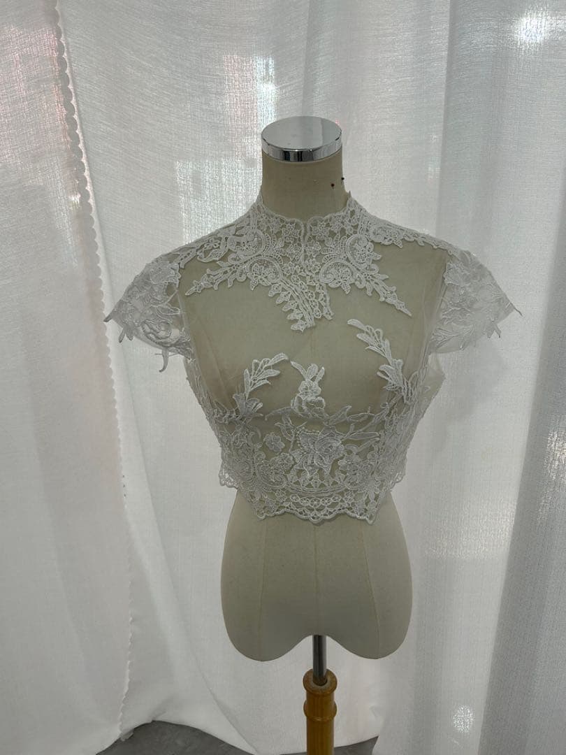 も*2様 ウェディングボレロ　ブライダルボレロ　ハイネック　くるみボタン