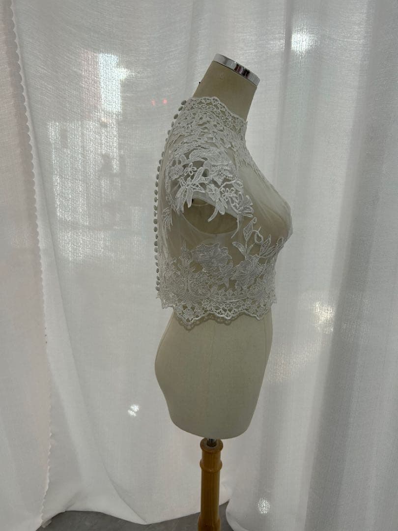 も*2様 ウェディングボレロ　ブライダルボレロ　ハイネック　くるみボタン