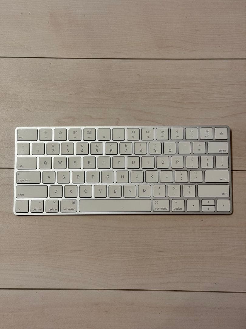 美品 iMac 2017 21.5インチ メモリ16GB キーボード・マウス付き