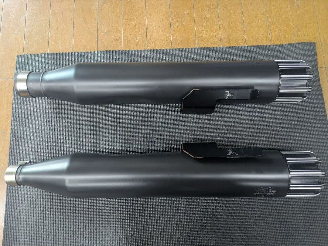 バンス＆ハインズ　OVERSIZE 450 スリップオン M8ツーリングモデル用