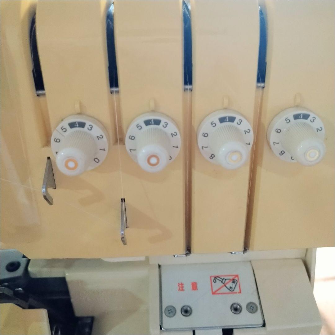 ベビーロック衣縫人BL54 2本針4本糸 ロックミシン