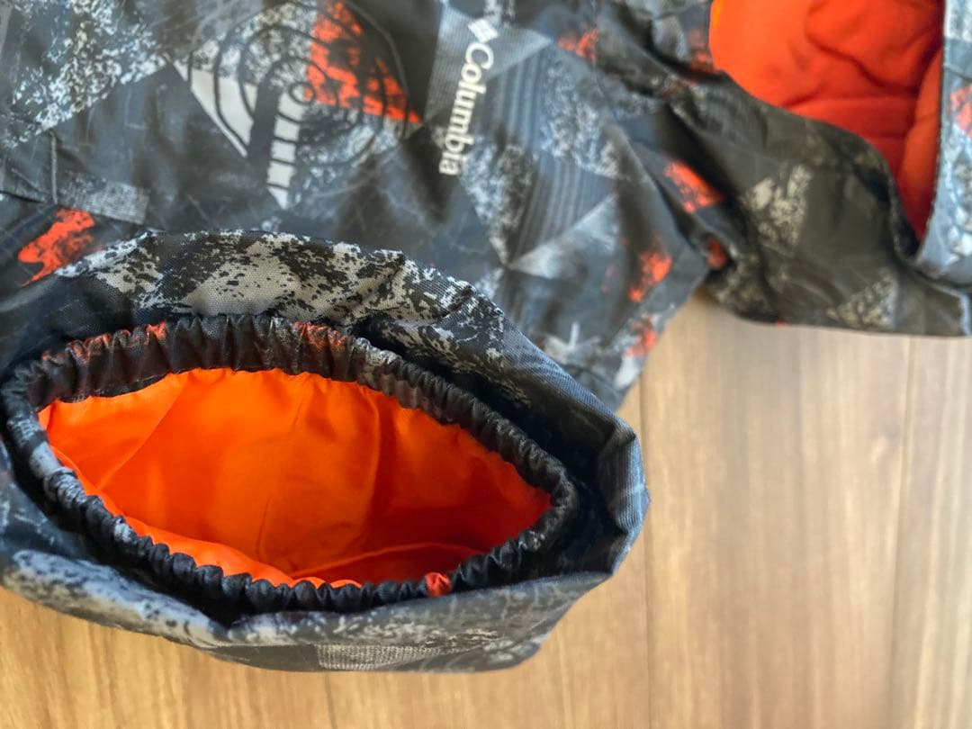 【新品未使用タグ付】Columbia ウェア上下セット 100cm