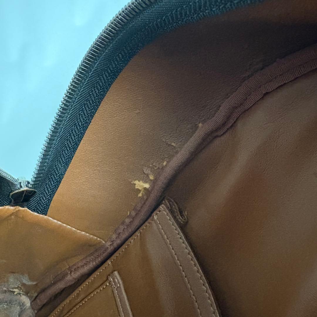 MCM ヴィセトス　リュック バックパック　黒　レザー　スタッズ