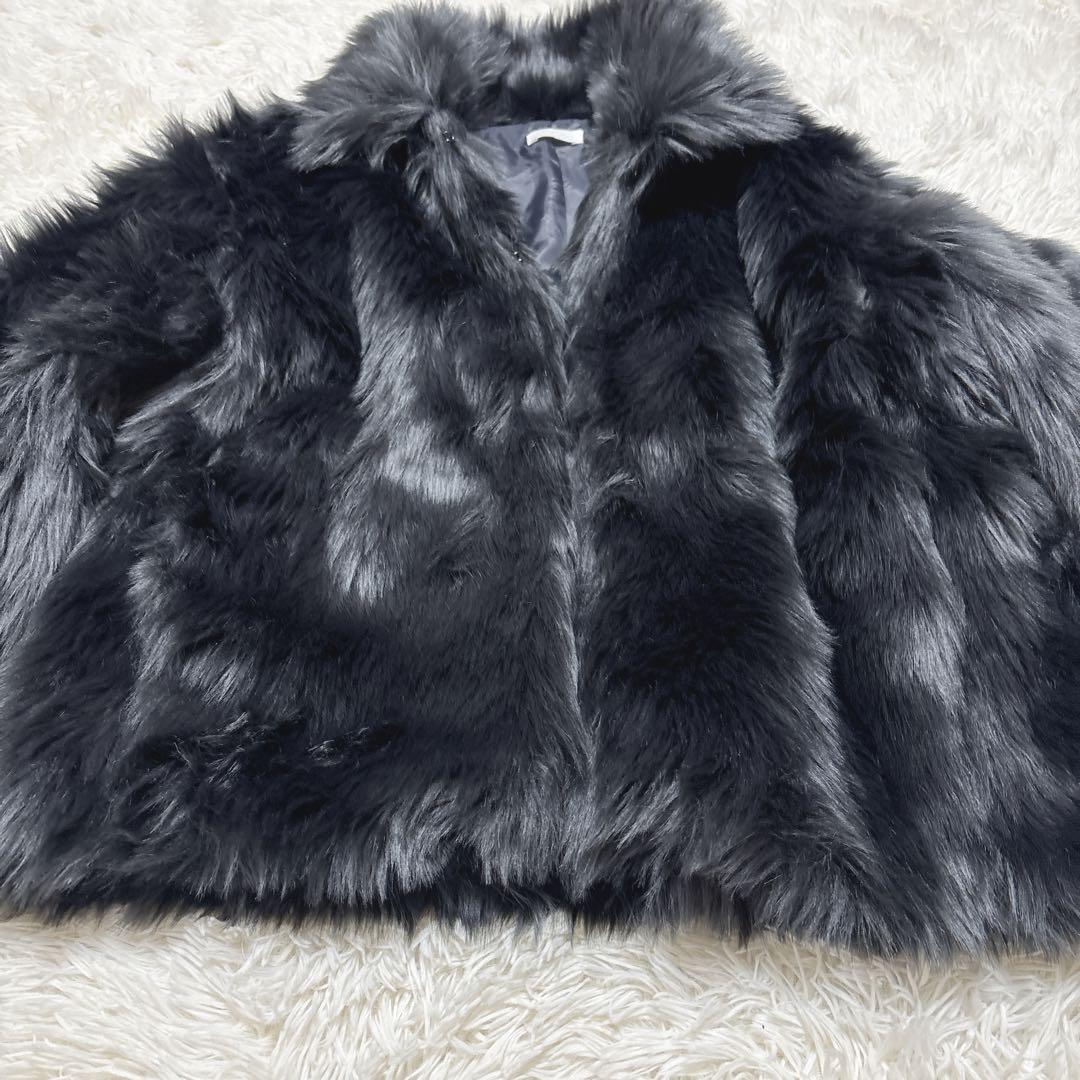 Ungrid ボリュームデザインファーコート