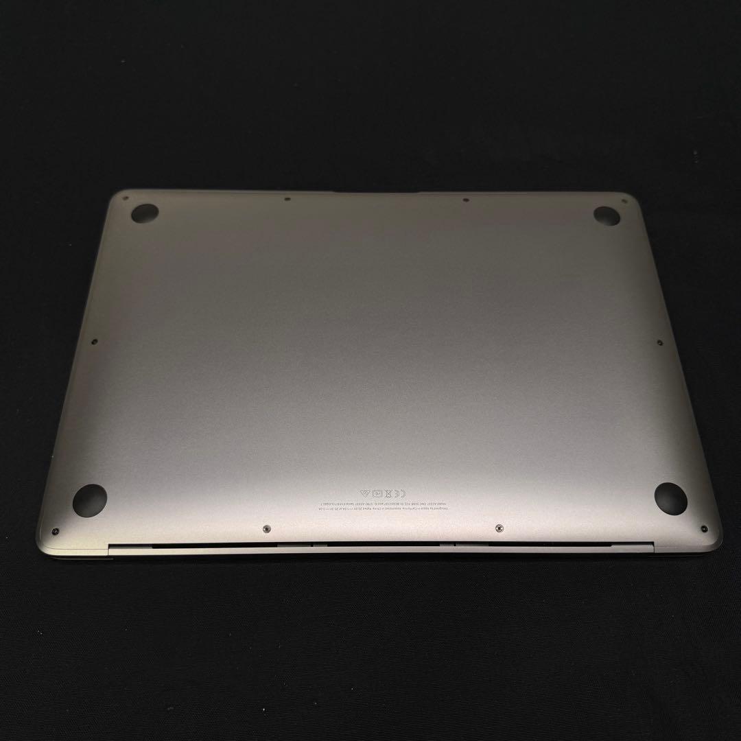 MacBook Air M1 / 13インチ / 16GB / 512GBSSD