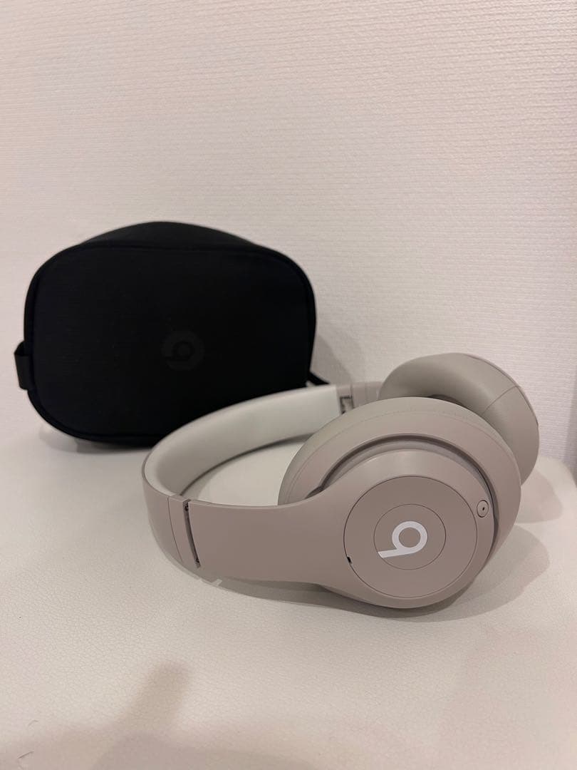 Beats Studio Pro ワイヤレスヘッドフォン　サンドストーン　美品