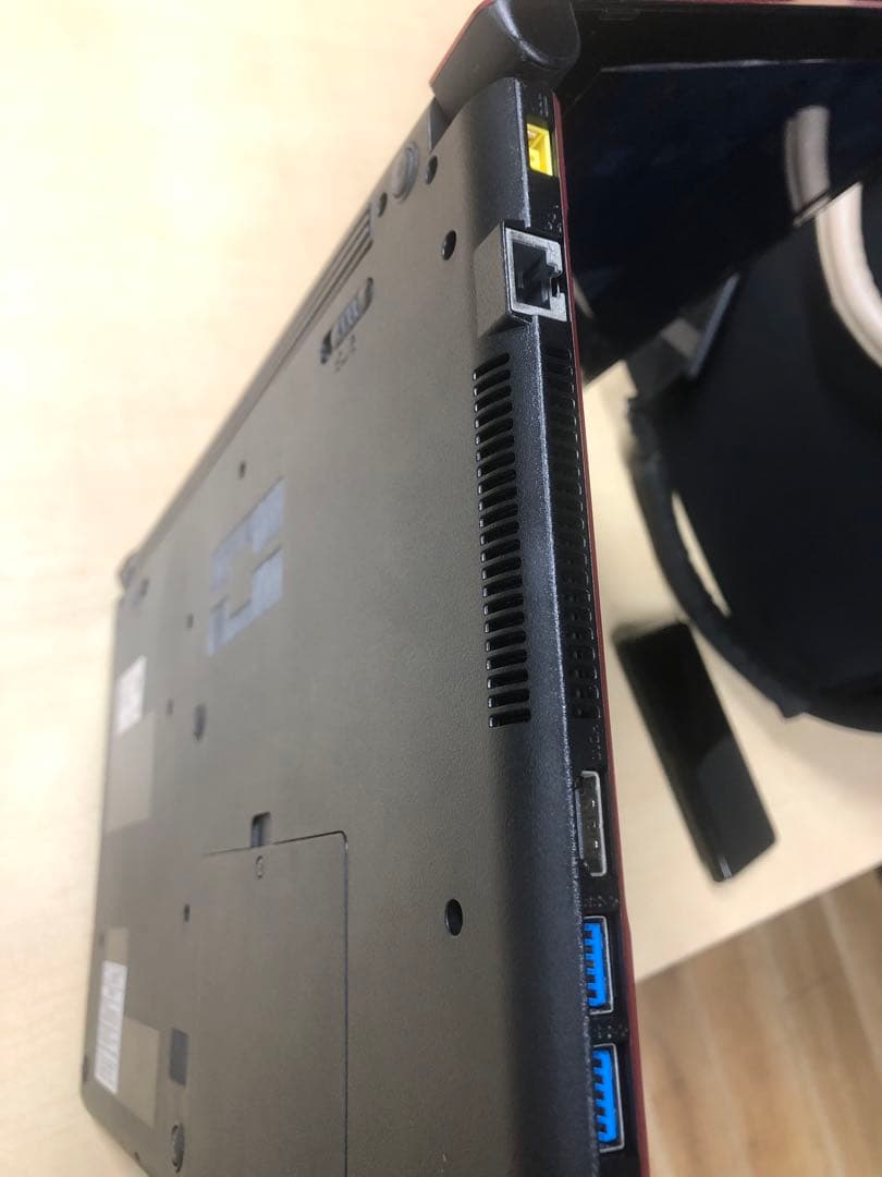 美品 メモリ16GB NEC LAVIE NS150/GAB