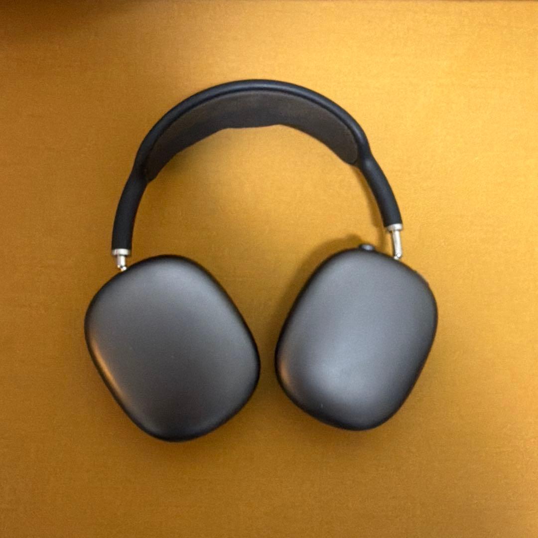 ヘッドホン Air pods max (Lightning