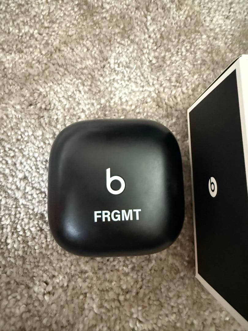 Beats Fragment Design Bluetoothイヤホン