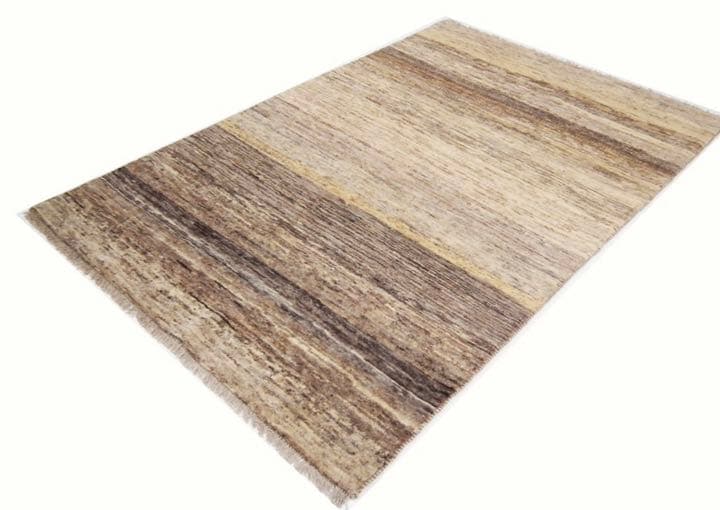 144cm×216cm 本場ペルシャギャッベ・手織り手紡ぎ