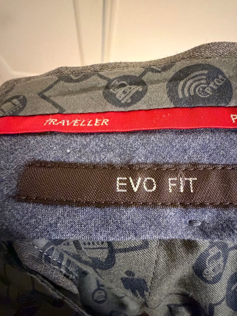 美品 4.2万 PT01 トラベラー EVOFIT ノープリーツスラックス 46