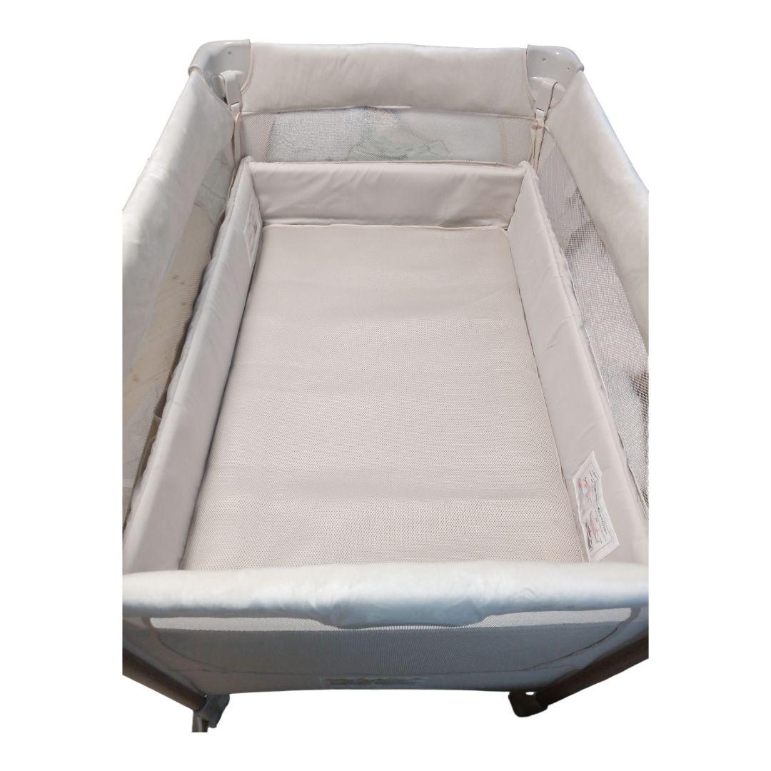 ココネルエアーリュクス　アップリカ　Aprica ベビーベッド　子供用品　子供