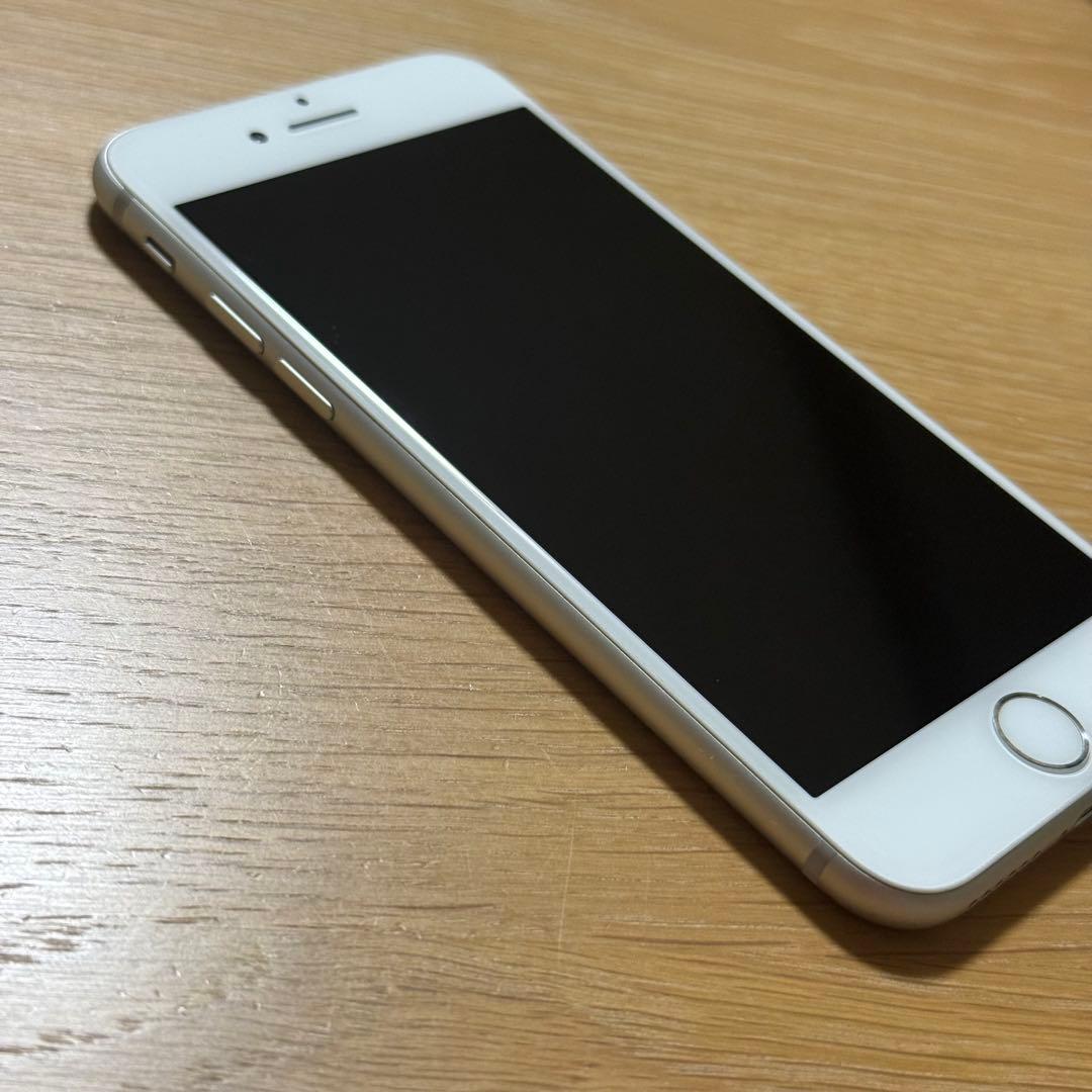 S*）様 Apple iPhone 8 64GB