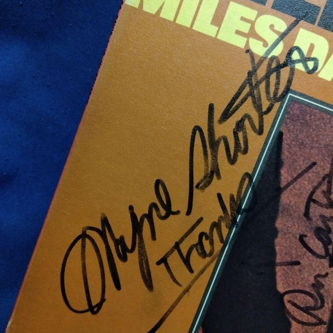 【mynameis2021】Miles Davis 他サイン入りLP。
