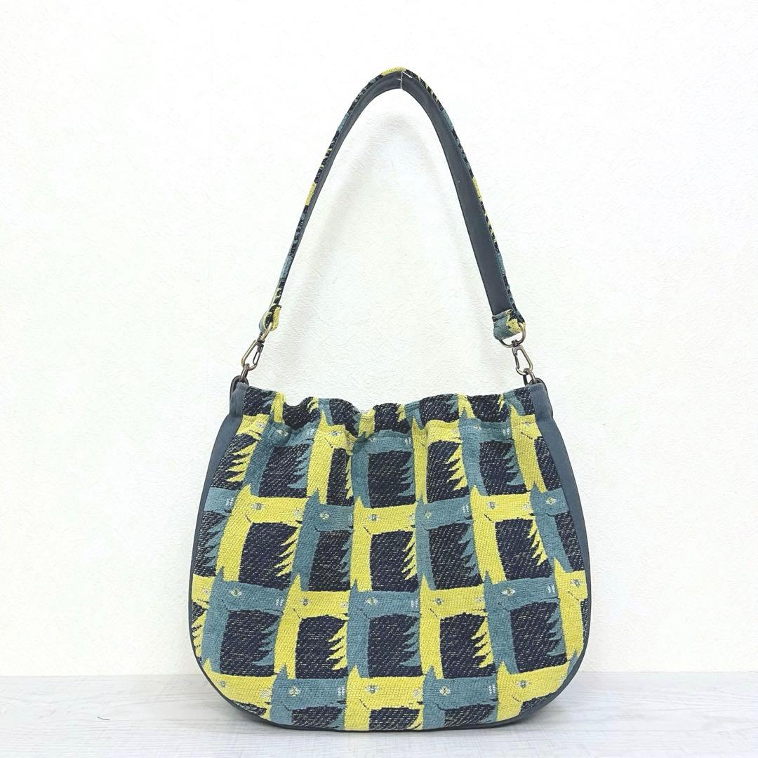 ミナペルホネン　ハンドメイド　thoroughbred