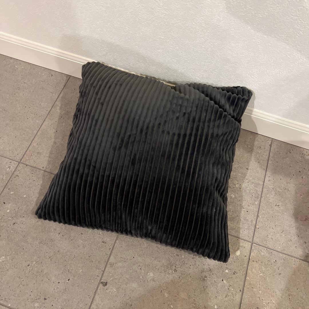 LOOSY HUGME 1人掛けビーズソファ CHARCOAL