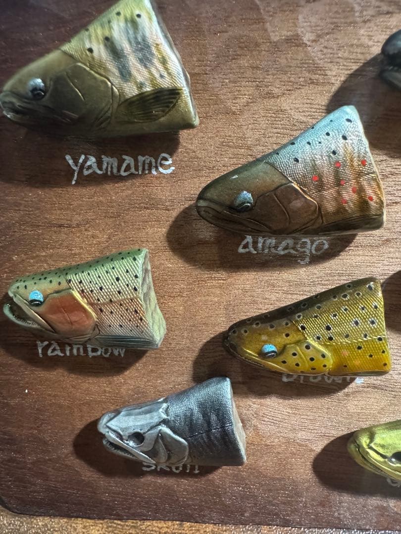 魚類模型作家 吉田光　2024トラウトベビーピンズ（婚姻色）フルコンプ