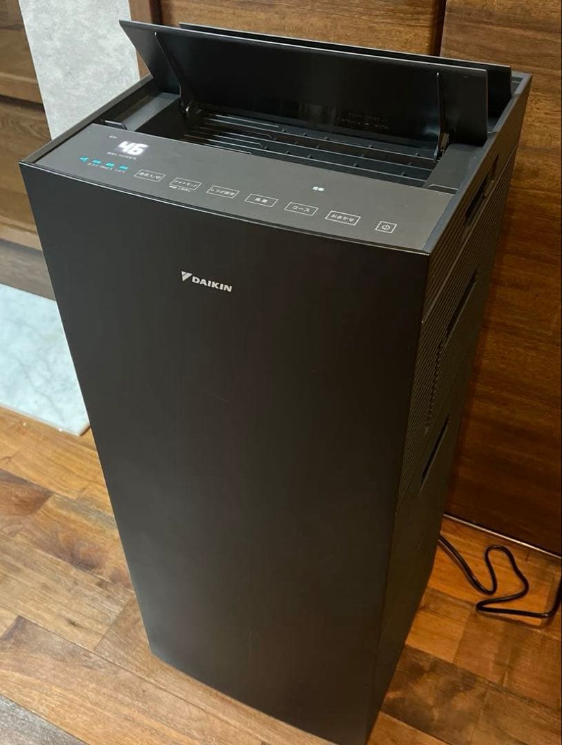 【超美品】DAIKINダイキン加湿空気清浄機床置型MCK70ZE2-T 31畳