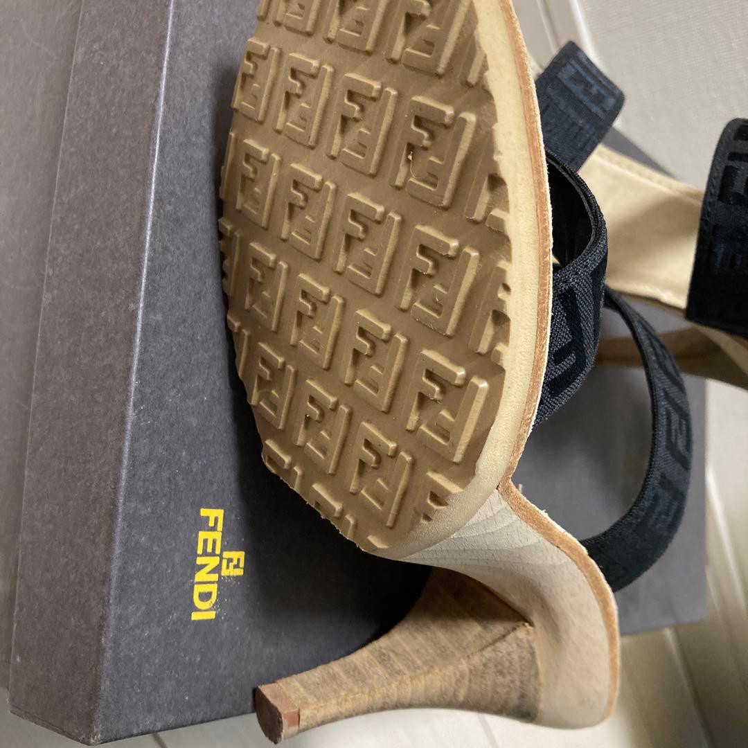 FENDI ブラック サンダル 約7cmヒール