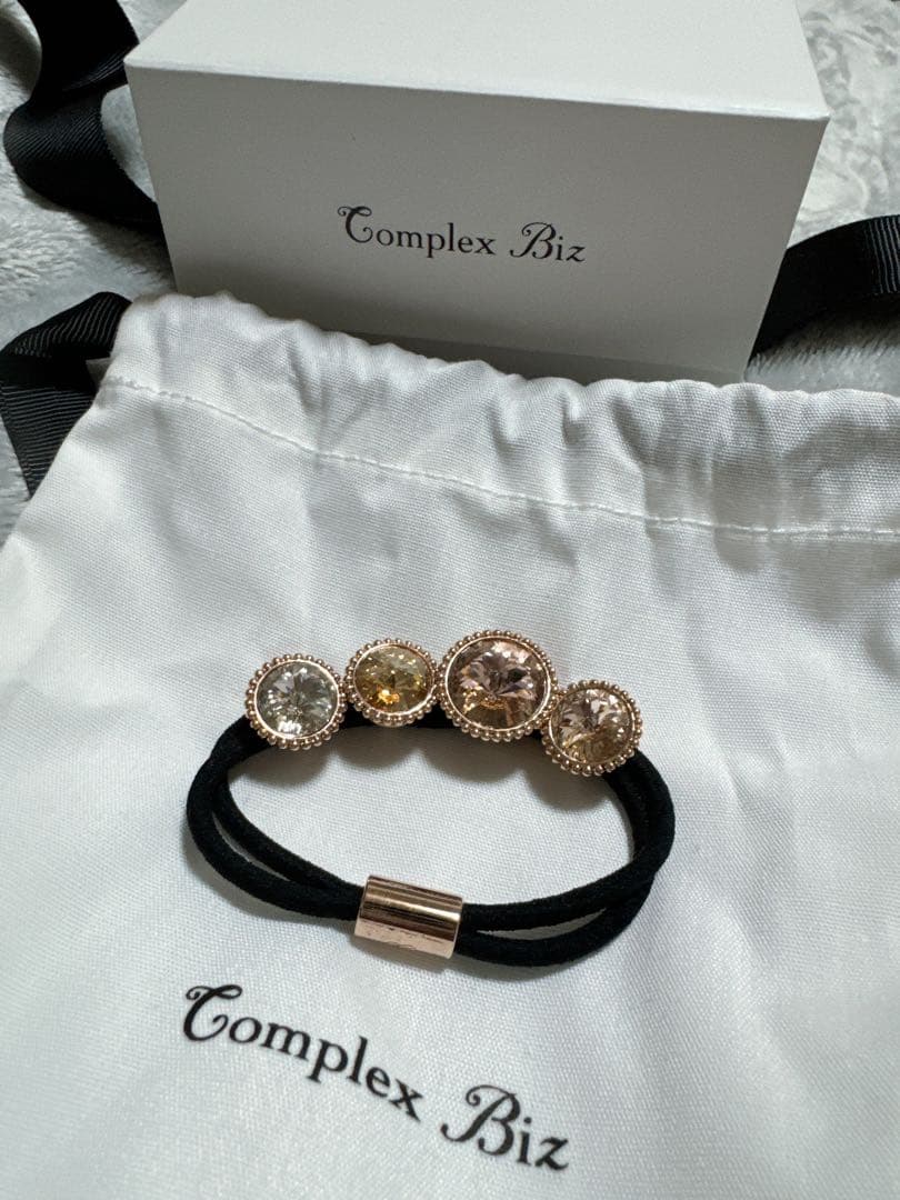 Complex Biz レディアリーストーン ポニー(ペールピンク)