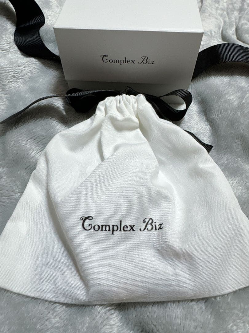 Complex Biz レディアリーストーン ポニー(ペールピンク)