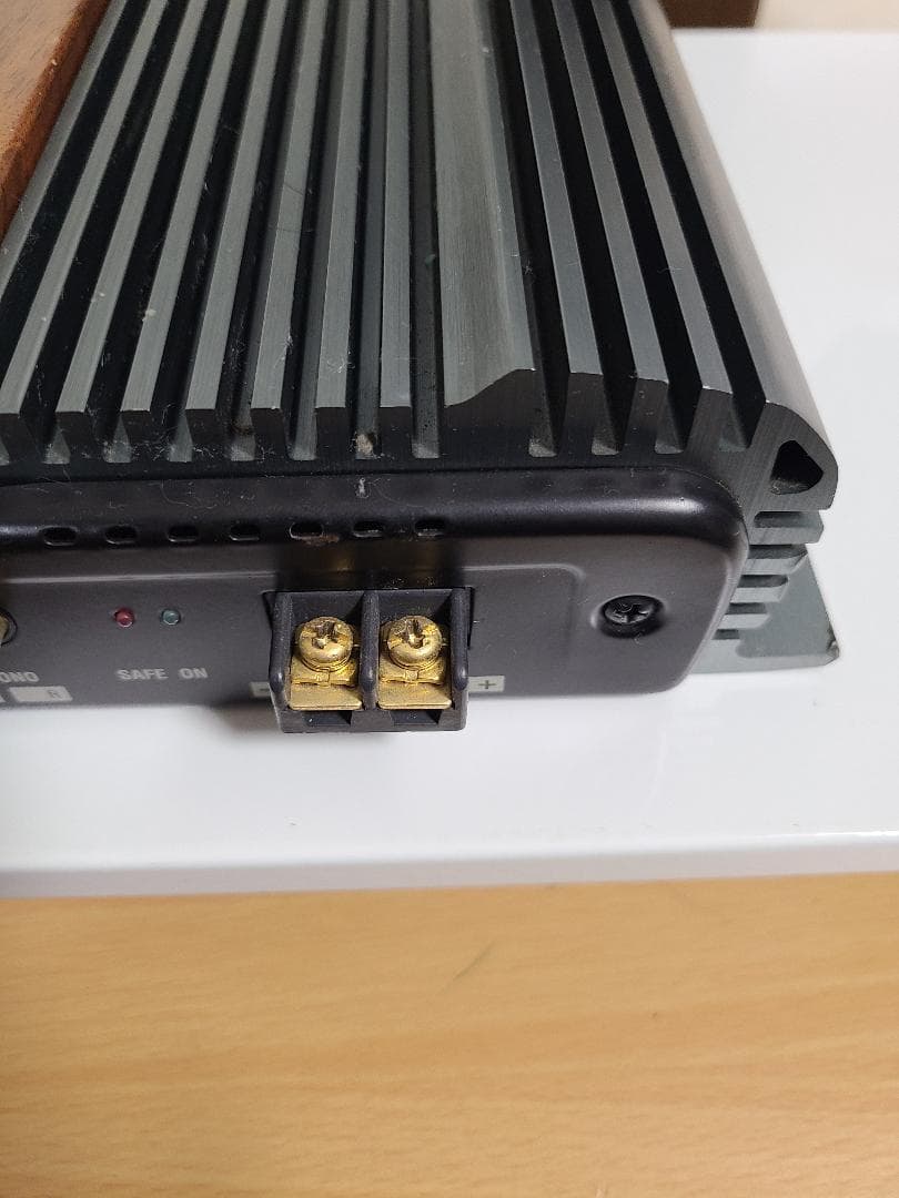 【audison】 VR209　カーオディオアンプ