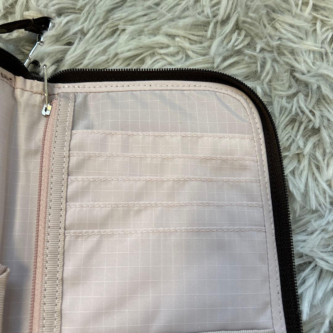 【新品】LeSportsac×ひとりっぷマルチトラベルウォレットパテントブラウン