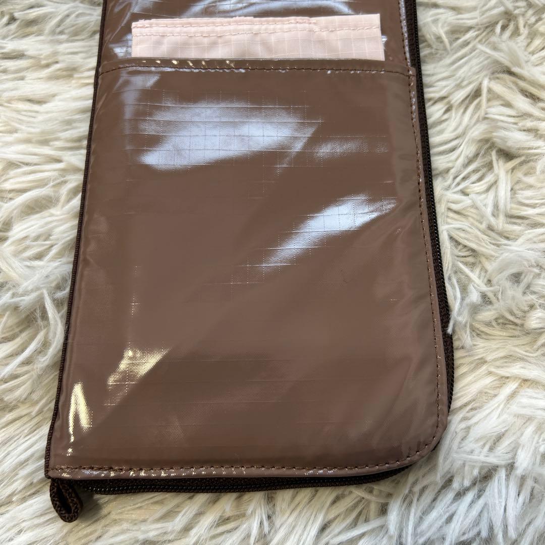 【新品】LeSportsac×ひとりっぷマルチトラベルウォレットパテントブラウン