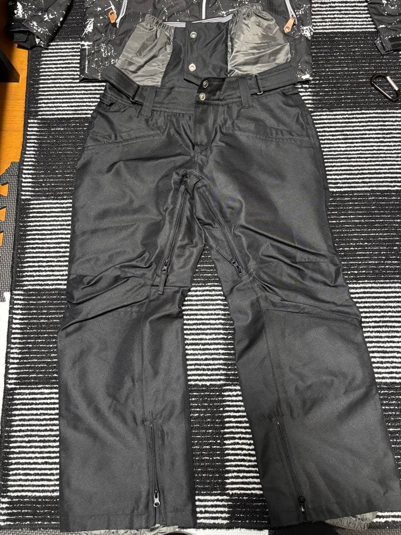 スノーボードウェアセット&手袋付き