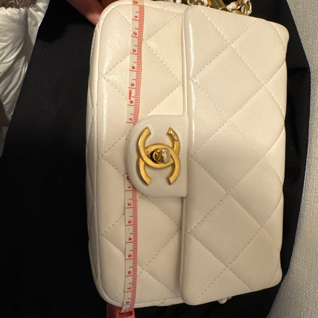 CHANEL マトラッセ ラムスキン パール ミニフラップバッグ ショルダー　白