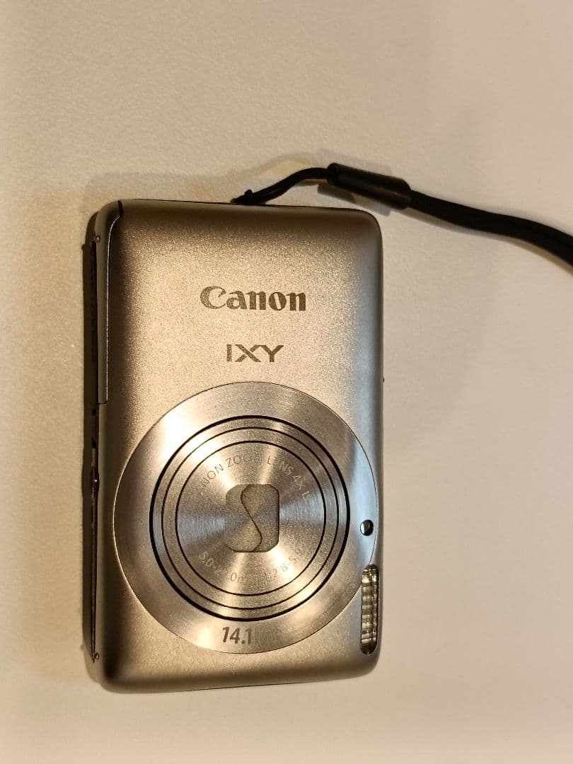 美品 Canon IXY 400F デジカメ コンデジ　SDカードおまけ付き