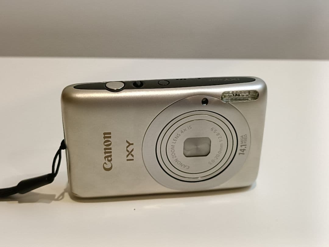 美品 Canon IXY 400F デジカメ コンデジ　SDカードおまけ付き