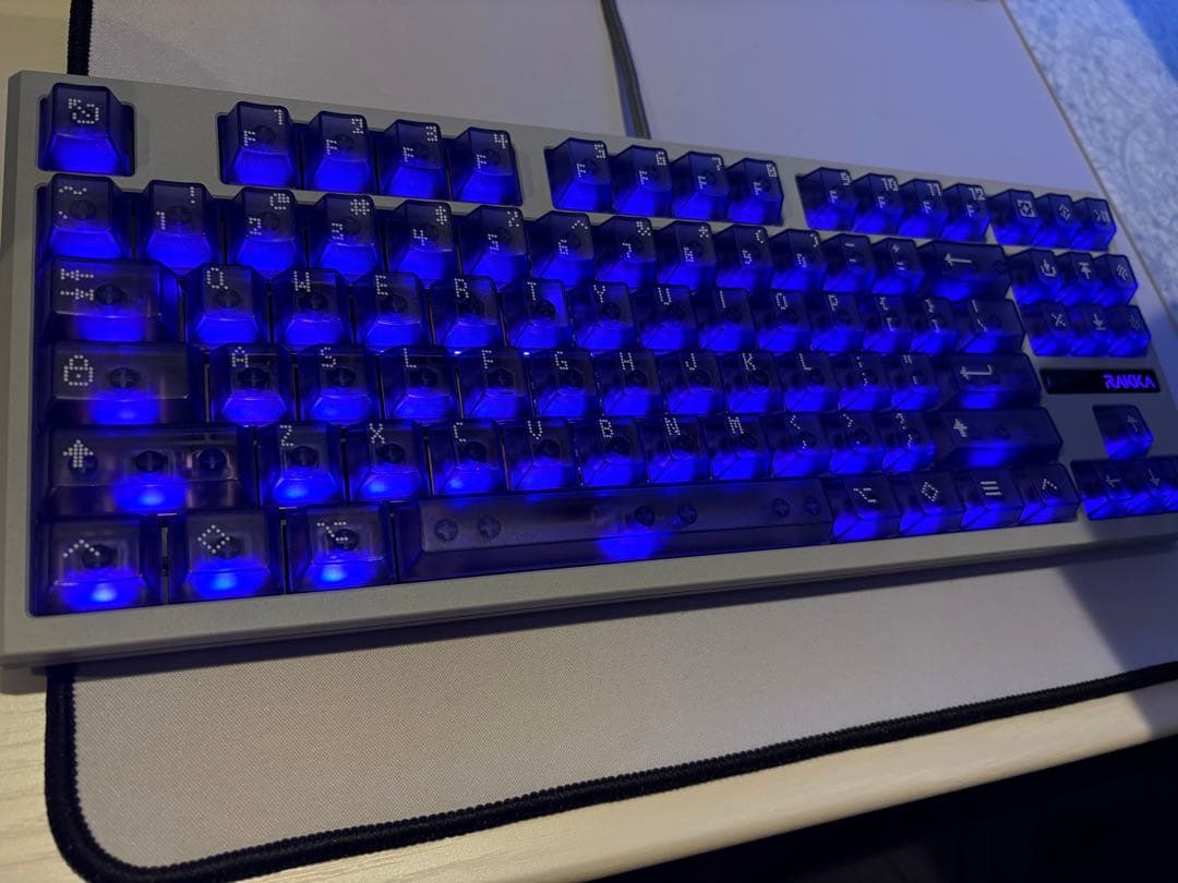 RAKKA 80 EDGE ash greyマグネティックキーボード