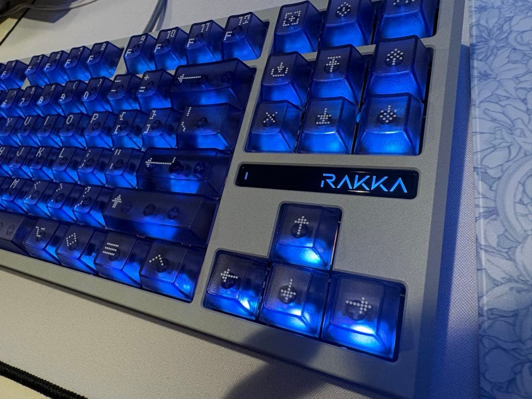 RAKKA 80 EDGE ash greyマグネティックキーボード