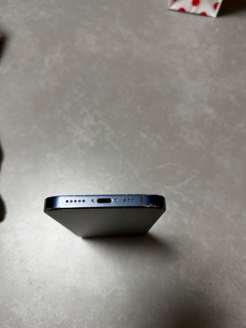 Apple iPhone 12 ブラック 本体　サブ機としてどうですか？