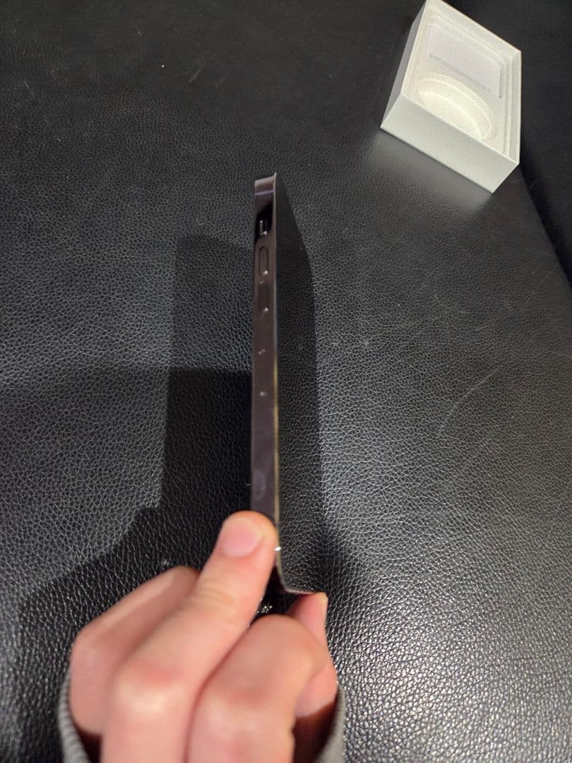 バッテリー100%　美品Apple iPhone 14 Pro ディープパープル