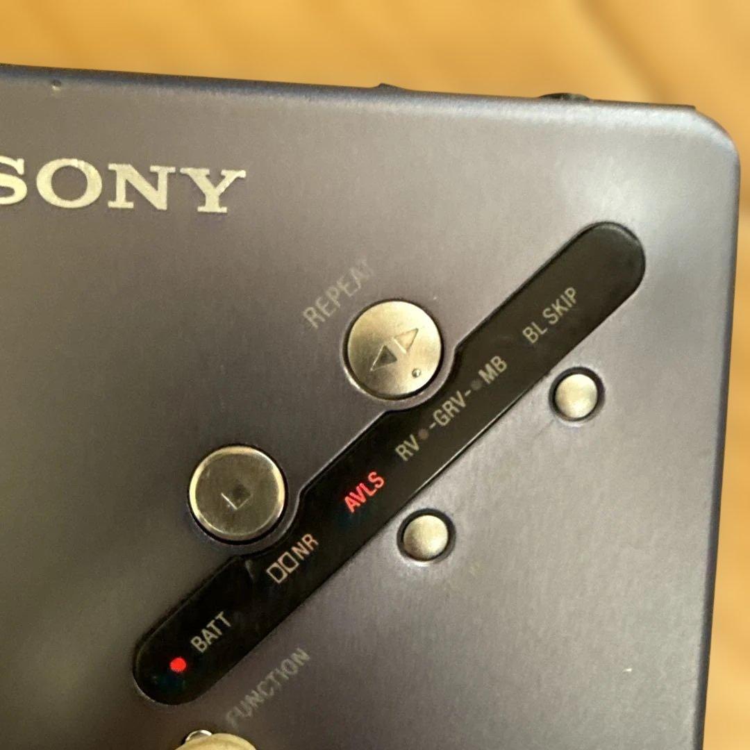 SONY カセットウォークマン WM-EX677 ソニー