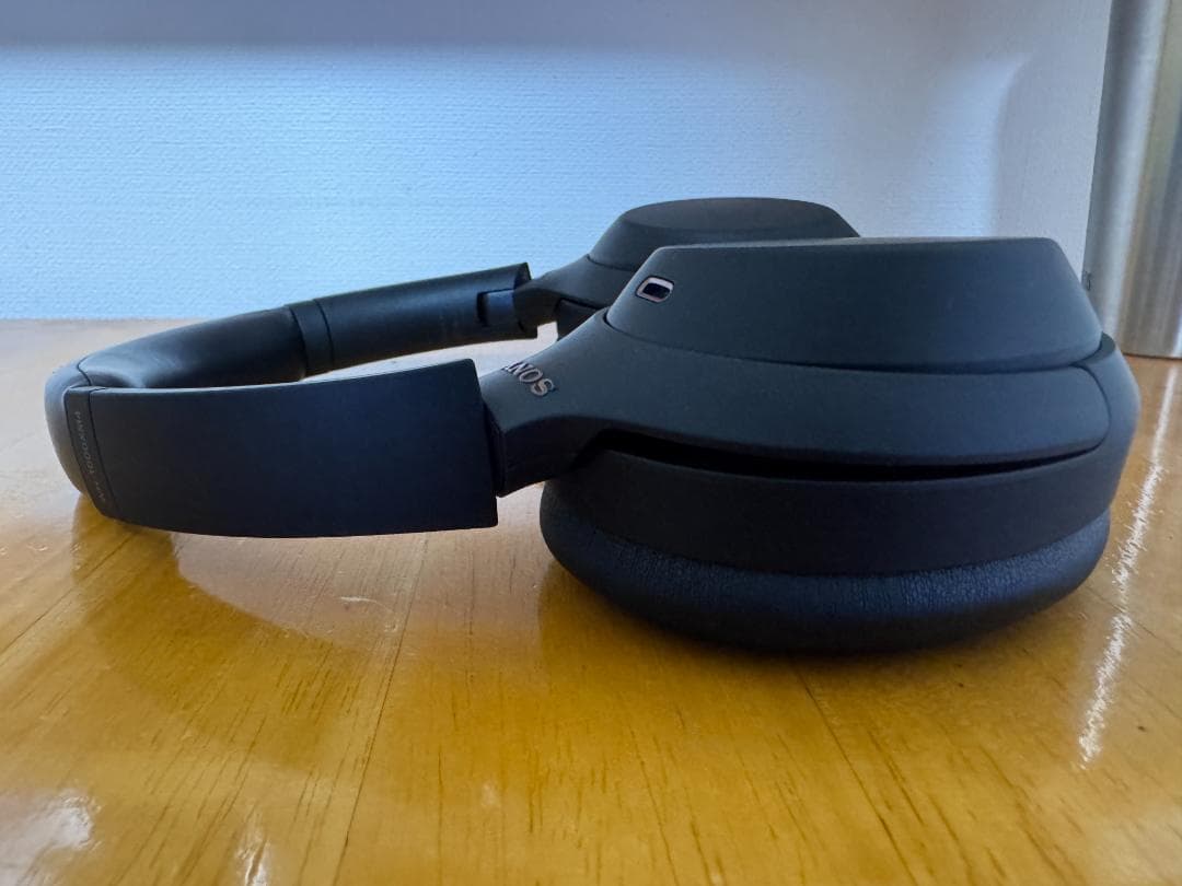 美品 SONY WH-1000XM4 ブラック ソニー ワイヤレスヘッドフォン