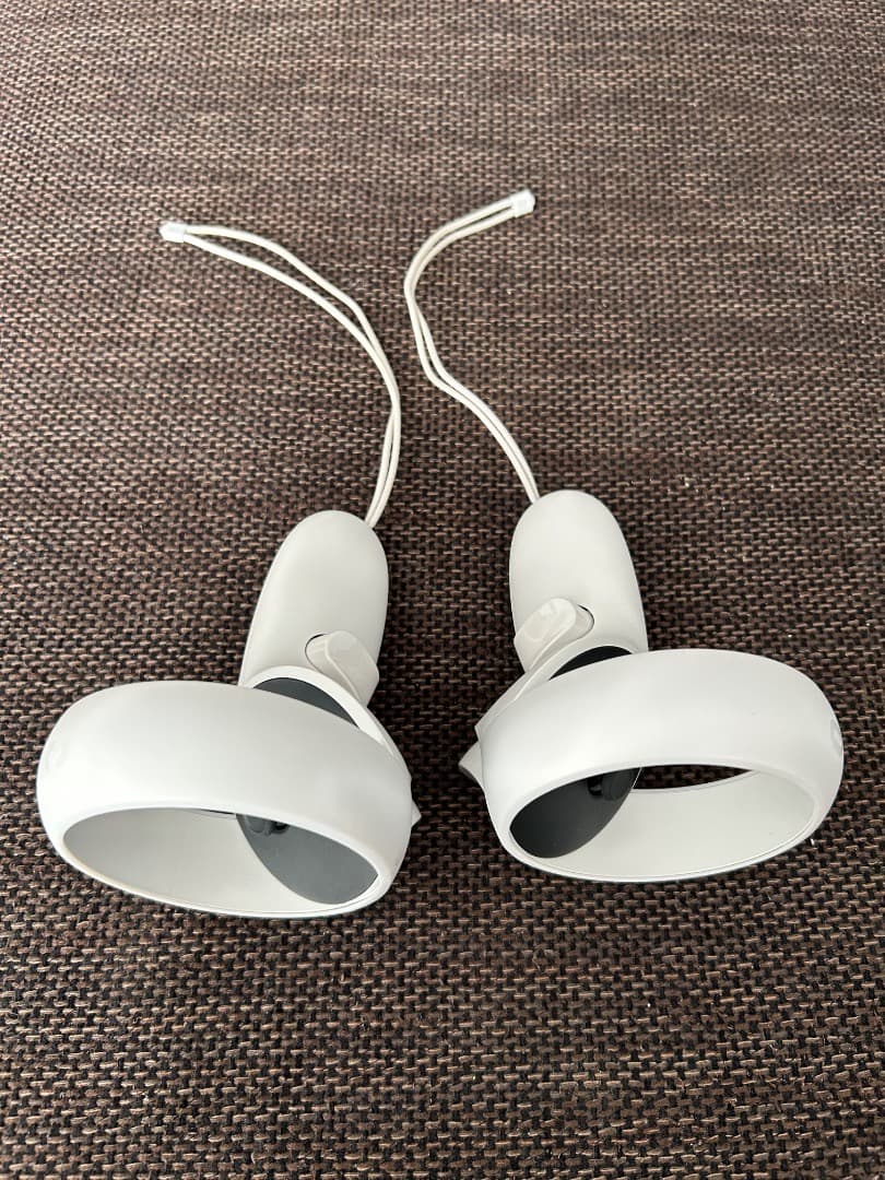  Quest2 128GB KIWIストラップ MomoVRケース