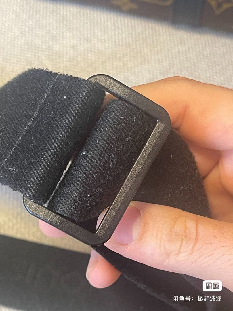 LOUIS VUITTON ショルダーベルト