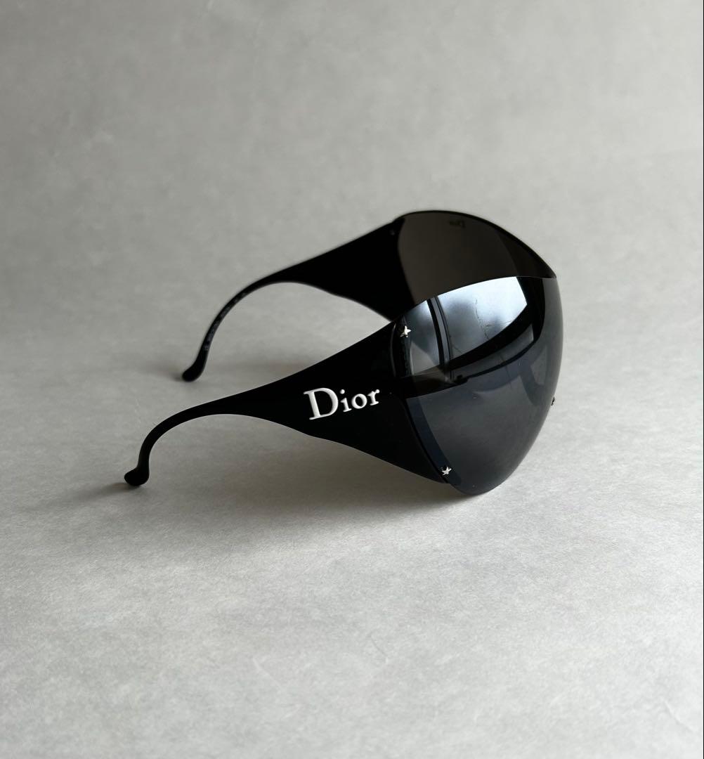 <値下げしました>Dior Y2K ラップアラウンドサングラスです。