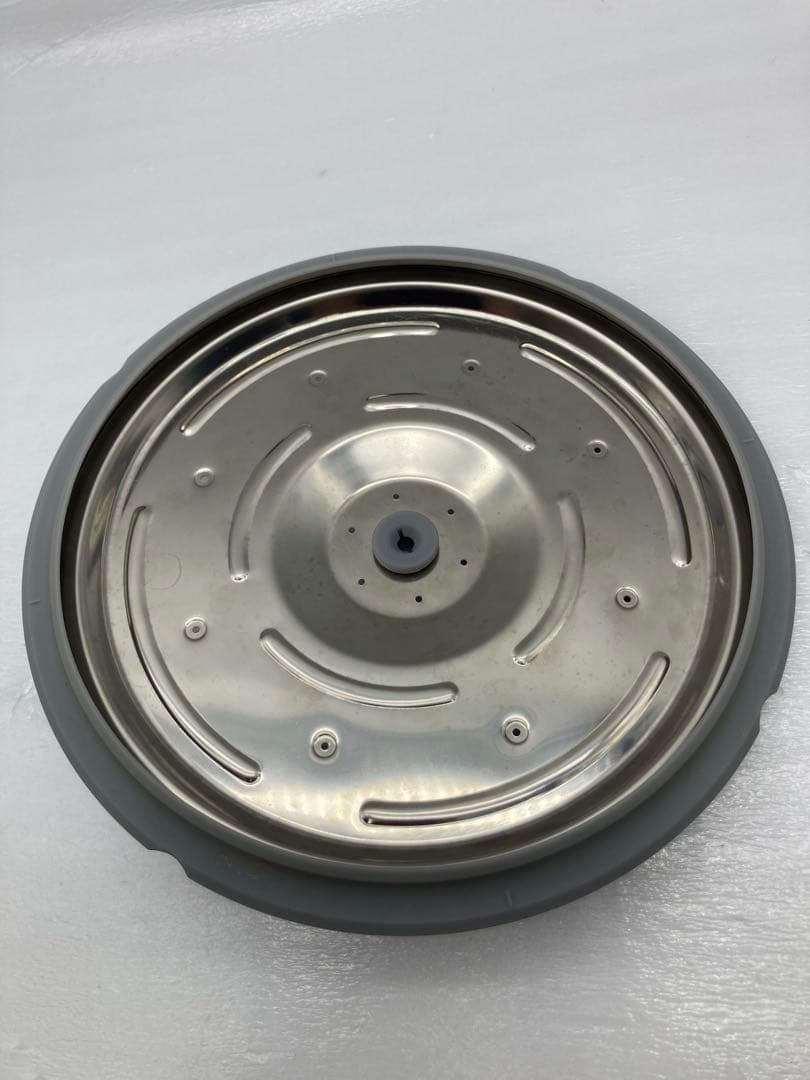 し*き様 Panasonic　電気圧力鍋　NF-PC400　2024年製　パナソ