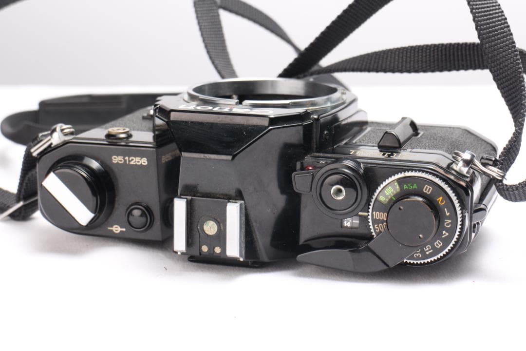 Canon AE-1 フィルムカメラ
