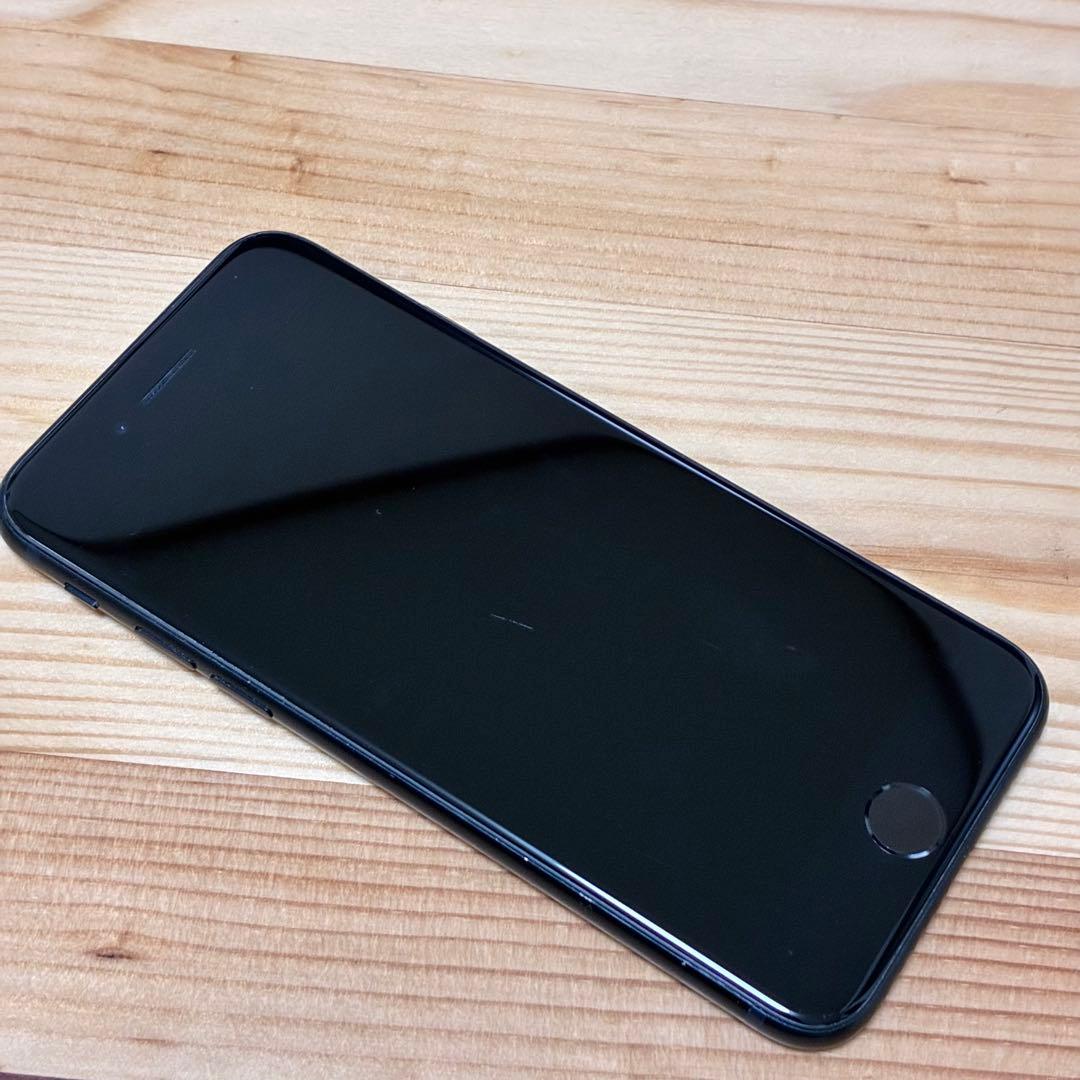 k*e様 バッテリー新品　iPhoneSE第3世代64GB SIMフリー　美品