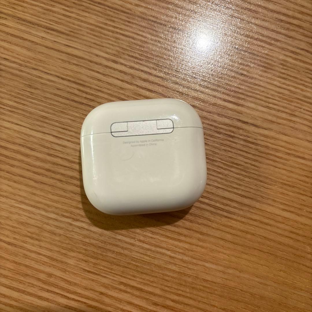 Apple AirPods 4 ANC 右耳のみ ケース 正規品